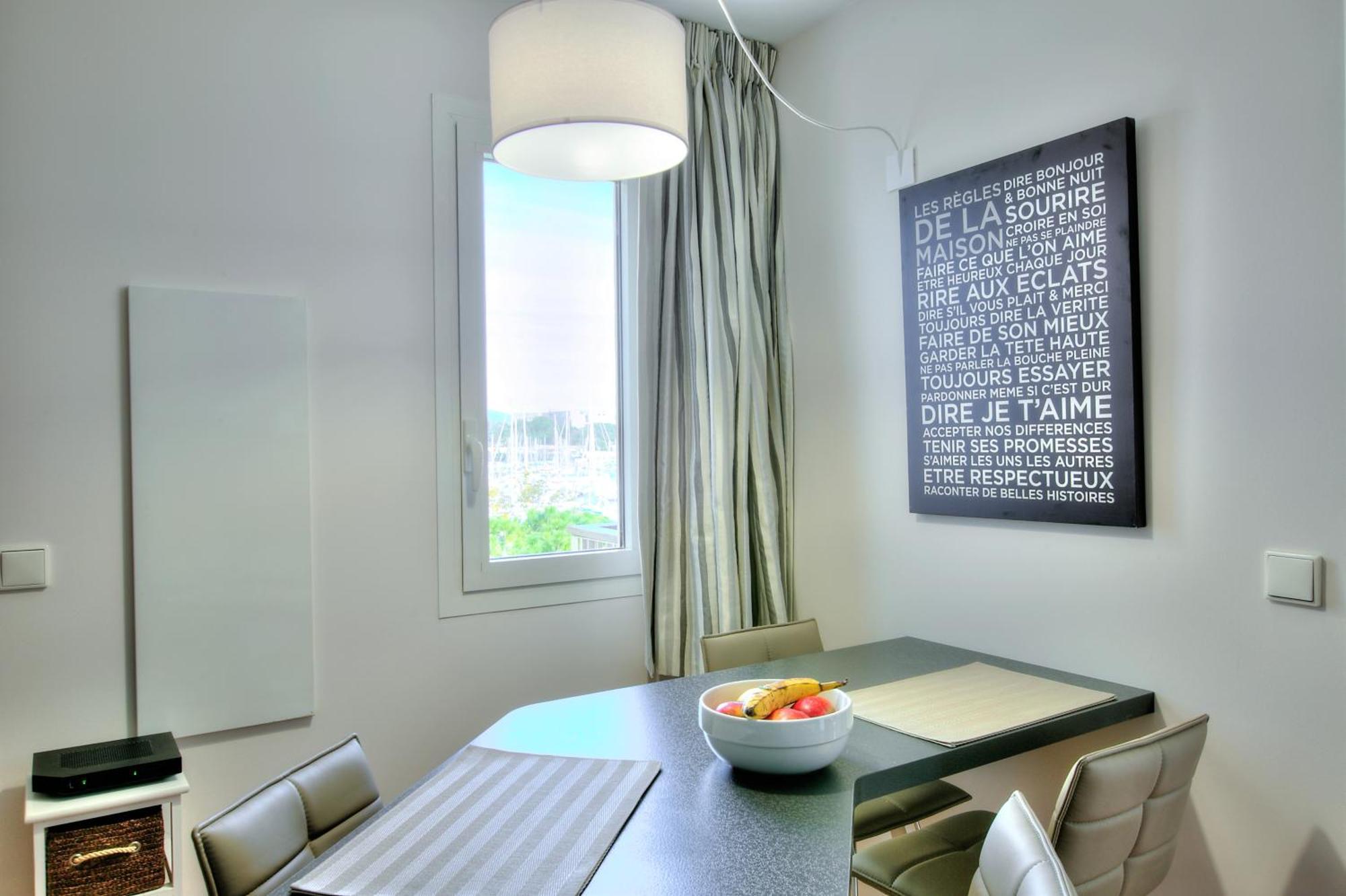 Penthouse Vue Avec Rooftop,jacuzzi,et Parking Prive