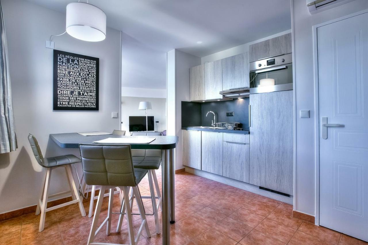 Penthouse Vue Avec Rooftop,jacuzzi,et Parking Prive